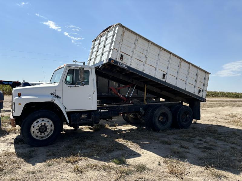 1983 IHC Truck